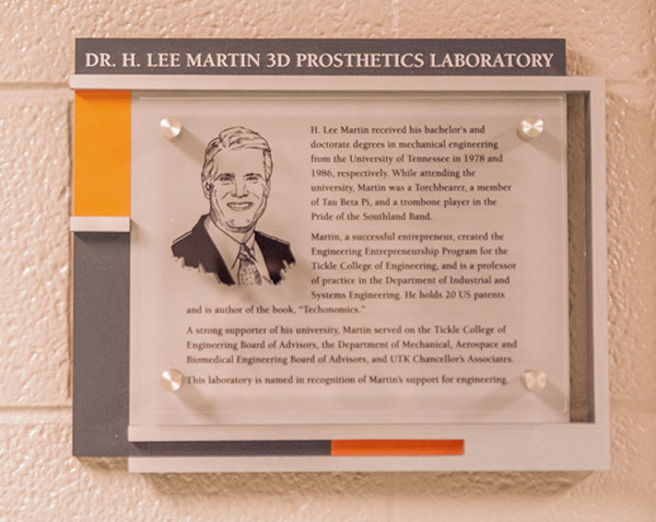 photo of Martin Lab plaque