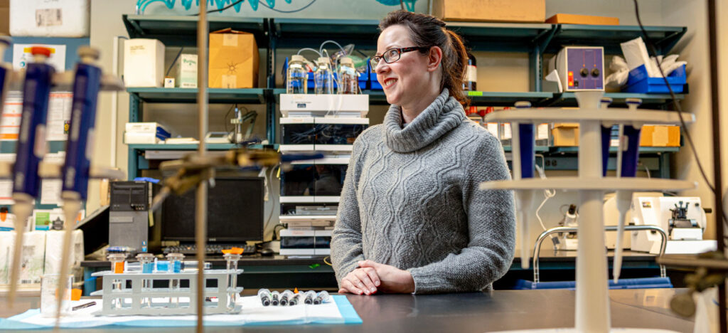 Libby Barker working in MABE Lab